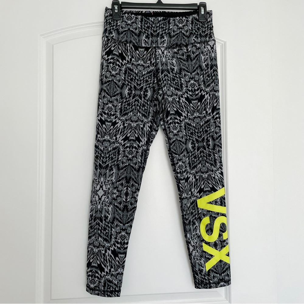 VSX Sport Knockout by Victoria's Secret Tights